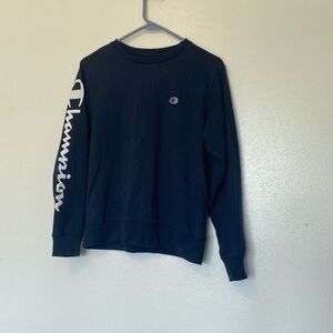 Champion long sleeve navy arm logo sweatshirt large